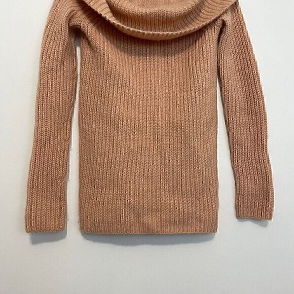 ANN TAYLOR Light Pink / Peach Fuzzy Chunky Knit Cowl Neck Off Shoulder ? Sweater - Picture 4 of 13